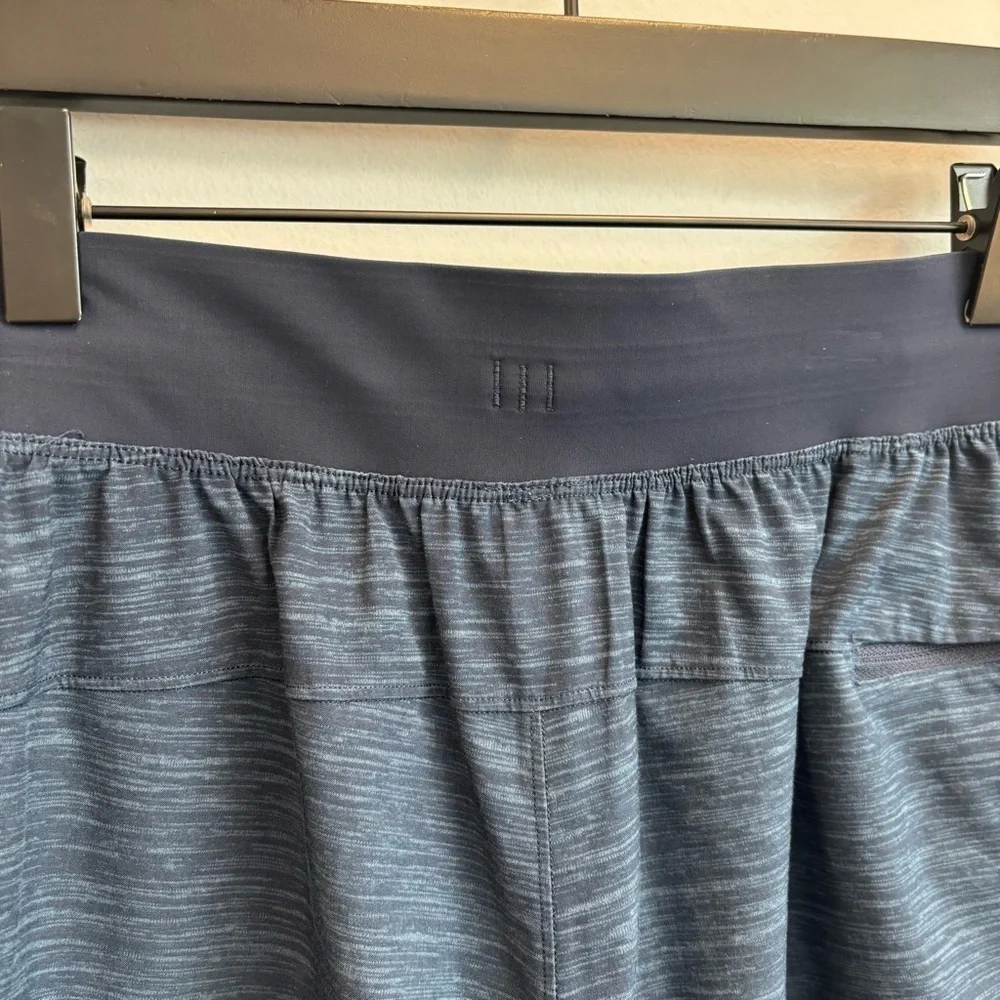 Lululemon‎ T.H.E. Shorts Mens Small Gym Active Linerless Blue Heather Athleisure